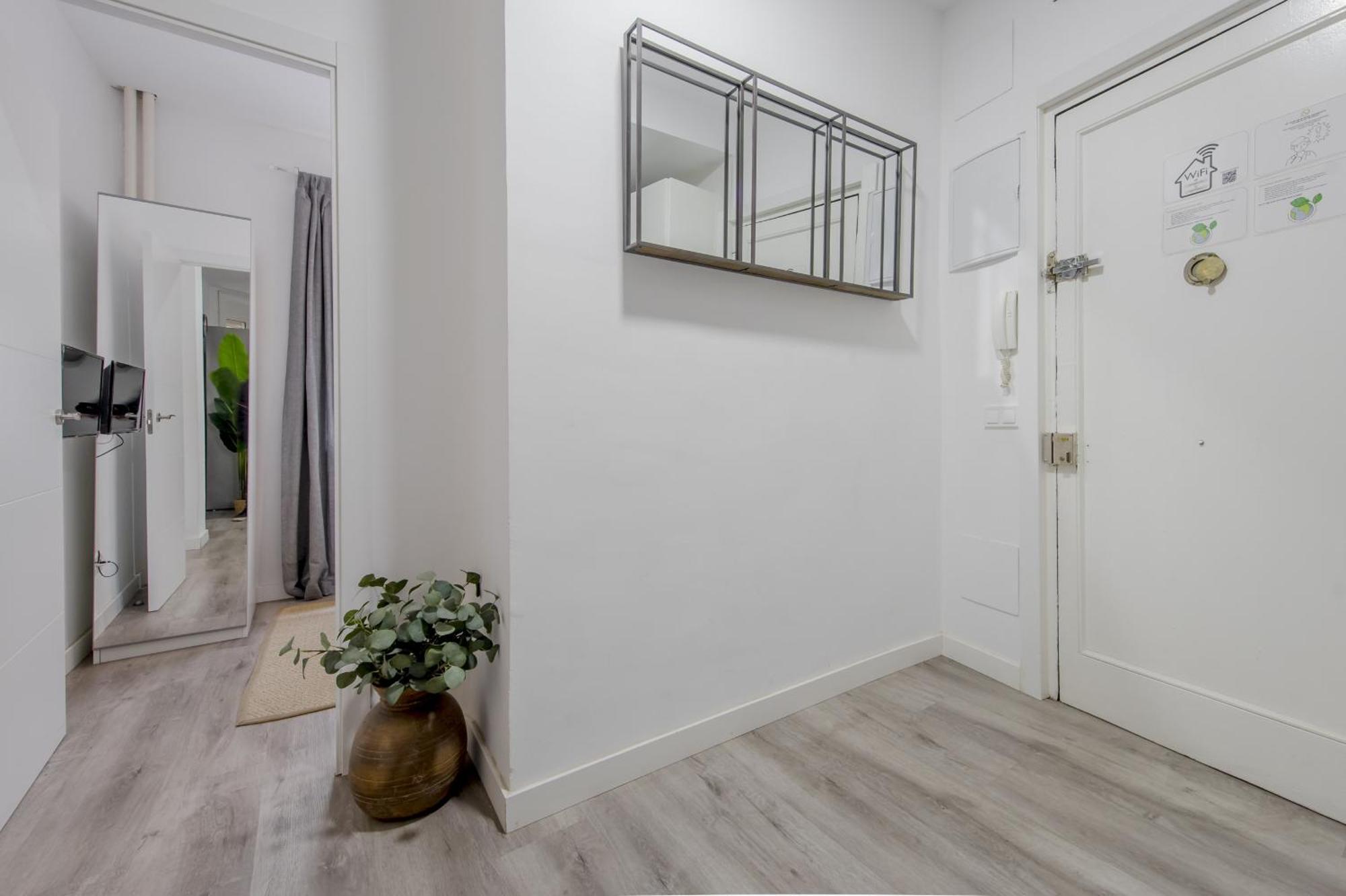 Maravilloso Piso En La Latina - Centro De Madrid Eksteriør billede